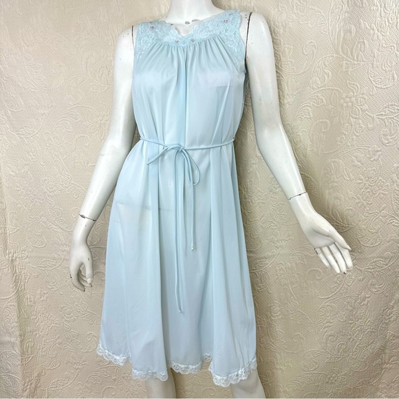 Shadowline VTG Nylon Lace Embroidered Bed Jacket & Short Nightgown 2-Pc … - Picture 2 of 15